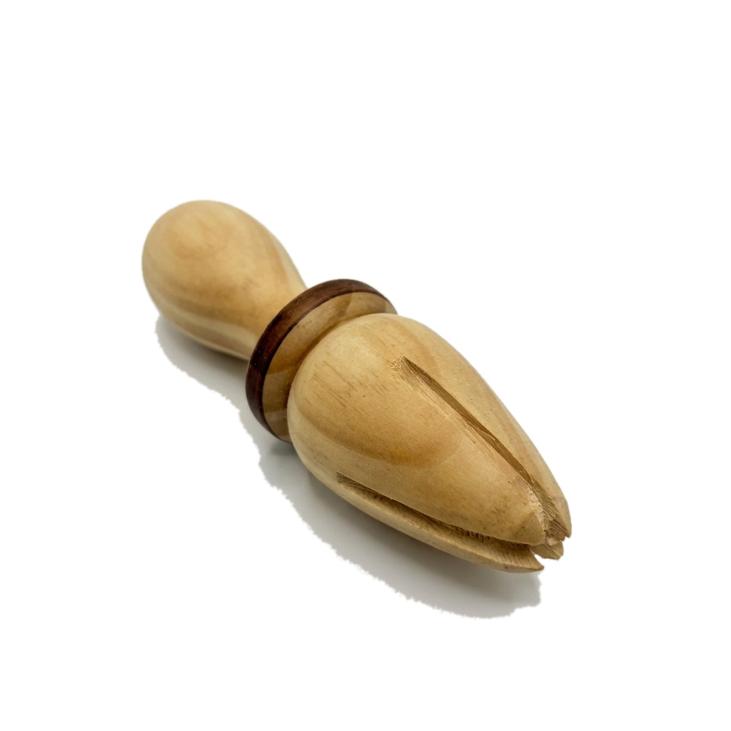 Exprimidor Manual de Madera